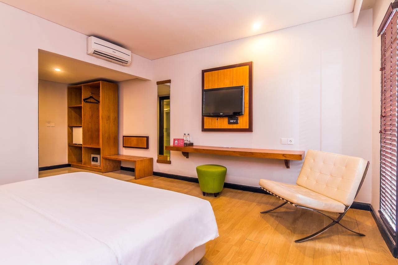 Zen Rooms Kuta Beach Poppies Lane Ngoại thất bức ảnh