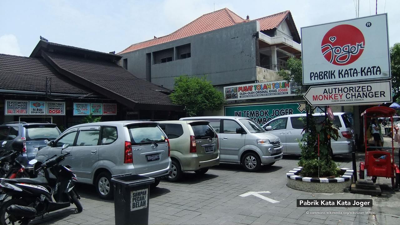 Zen Rooms Kuta Beach Poppies Lane Ngoại thất bức ảnh