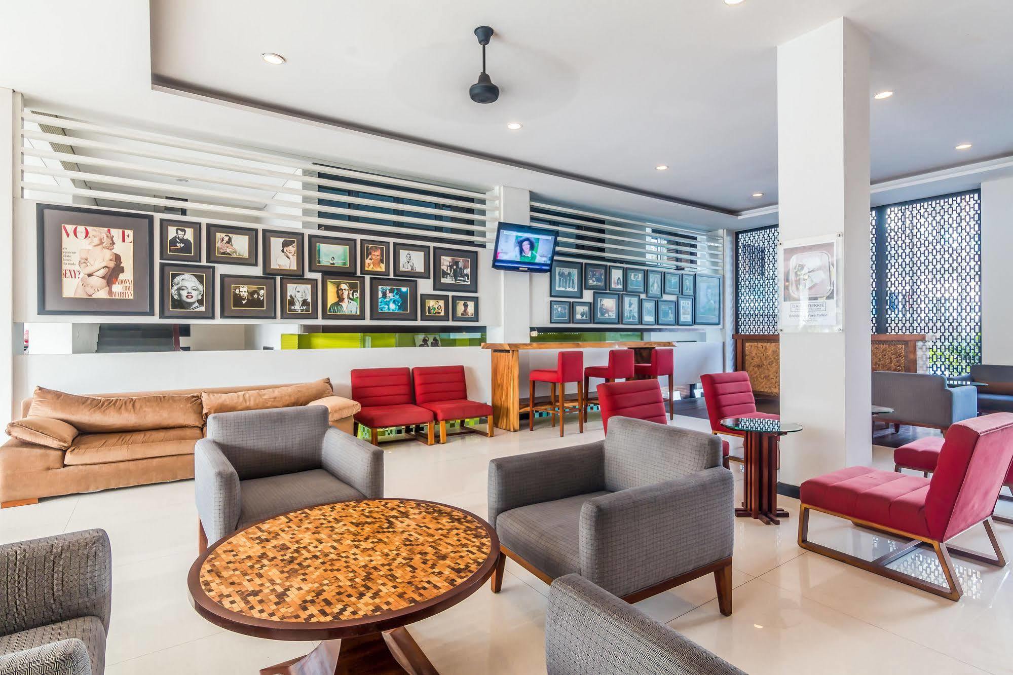 Zen Rooms Kuta Beach Poppies Lane Ngoại thất bức ảnh