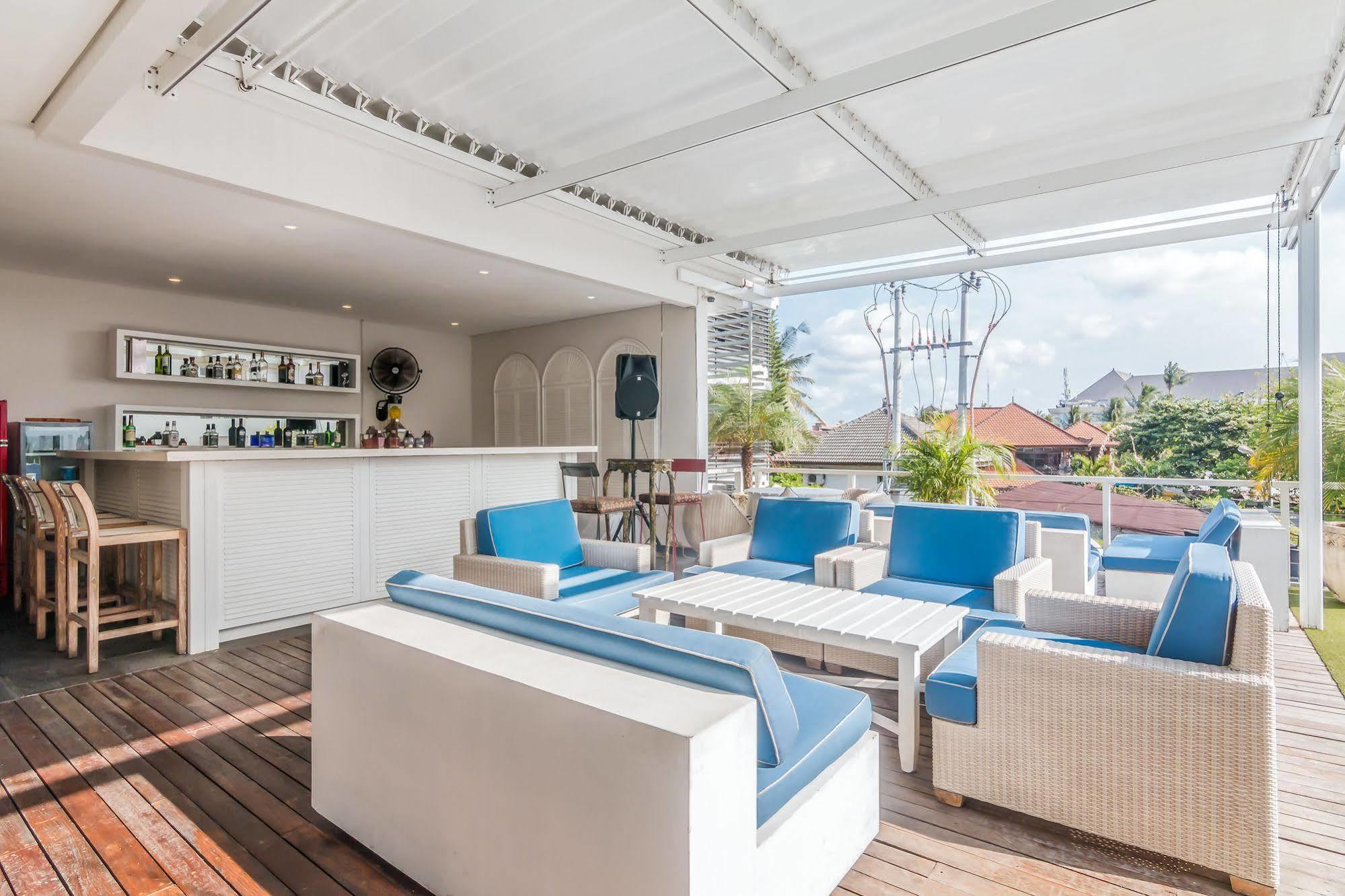 Zen Rooms Kuta Beach Poppies Lane Ngoại thất bức ảnh