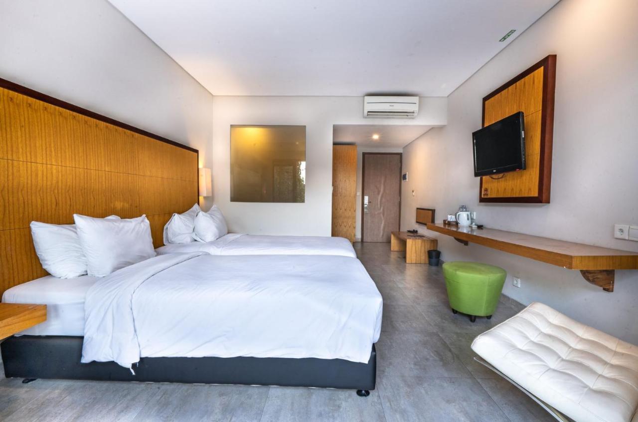 Zen Rooms Kuta Beach Poppies Lane Ngoại thất bức ảnh